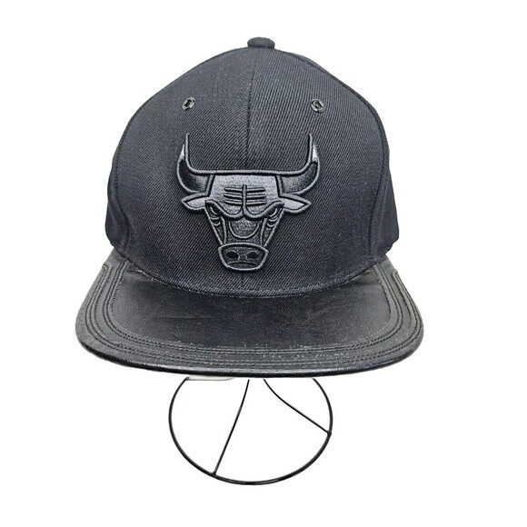 Mitchell & Ness Other - Mitchell & Ness NBA Chicago Bulls Snapback Hat Cap All Black Orginal Fit Legends